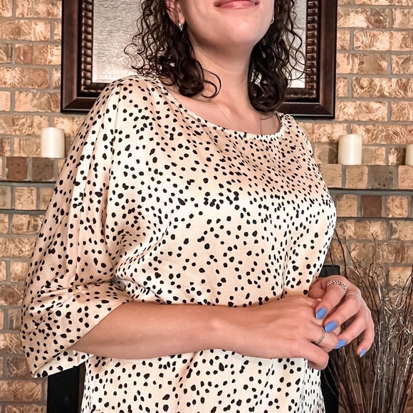 She + Sky | Front-tie Gold Blouse with Patterned Dots - Picture 2 of 8